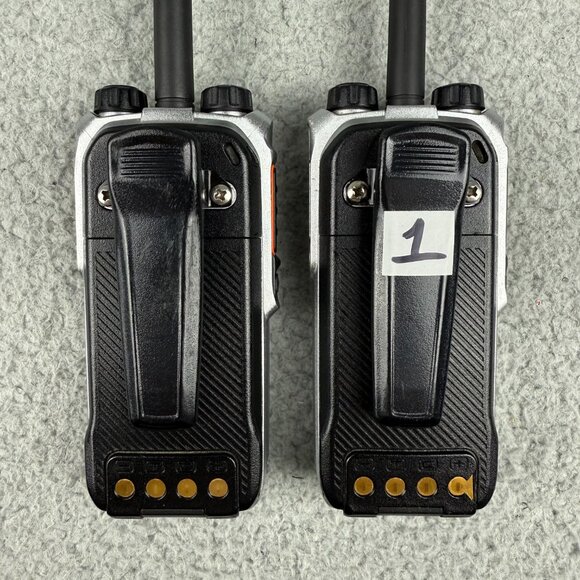 Hytera PD602 Two Way Radio Handheld Portable Walkie Talkie NEEDS NEW BATTERY - Picture 3 of 11